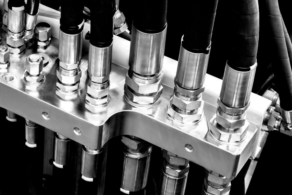 10 Essential Tips to Prevent Hose Assembly Leaks in Hydraulic Systems